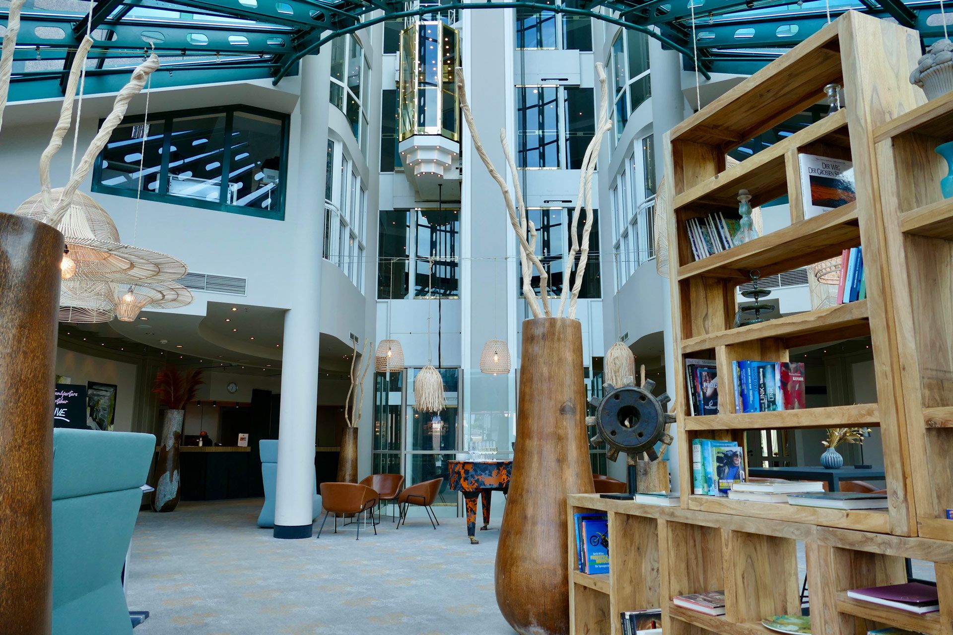 Lobby - Hotel Amadeus in Frankfurt